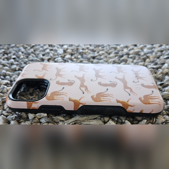 CASELY Phone Case - Picture 3 of 4